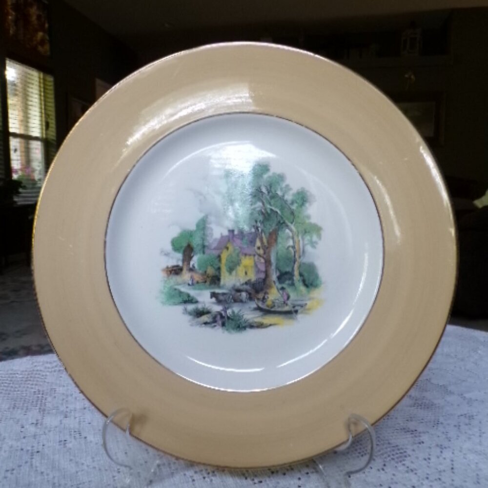 Rare - Vintage mid-1930s Yellow Clarice Cliff Plate - Newport Pottery CO England